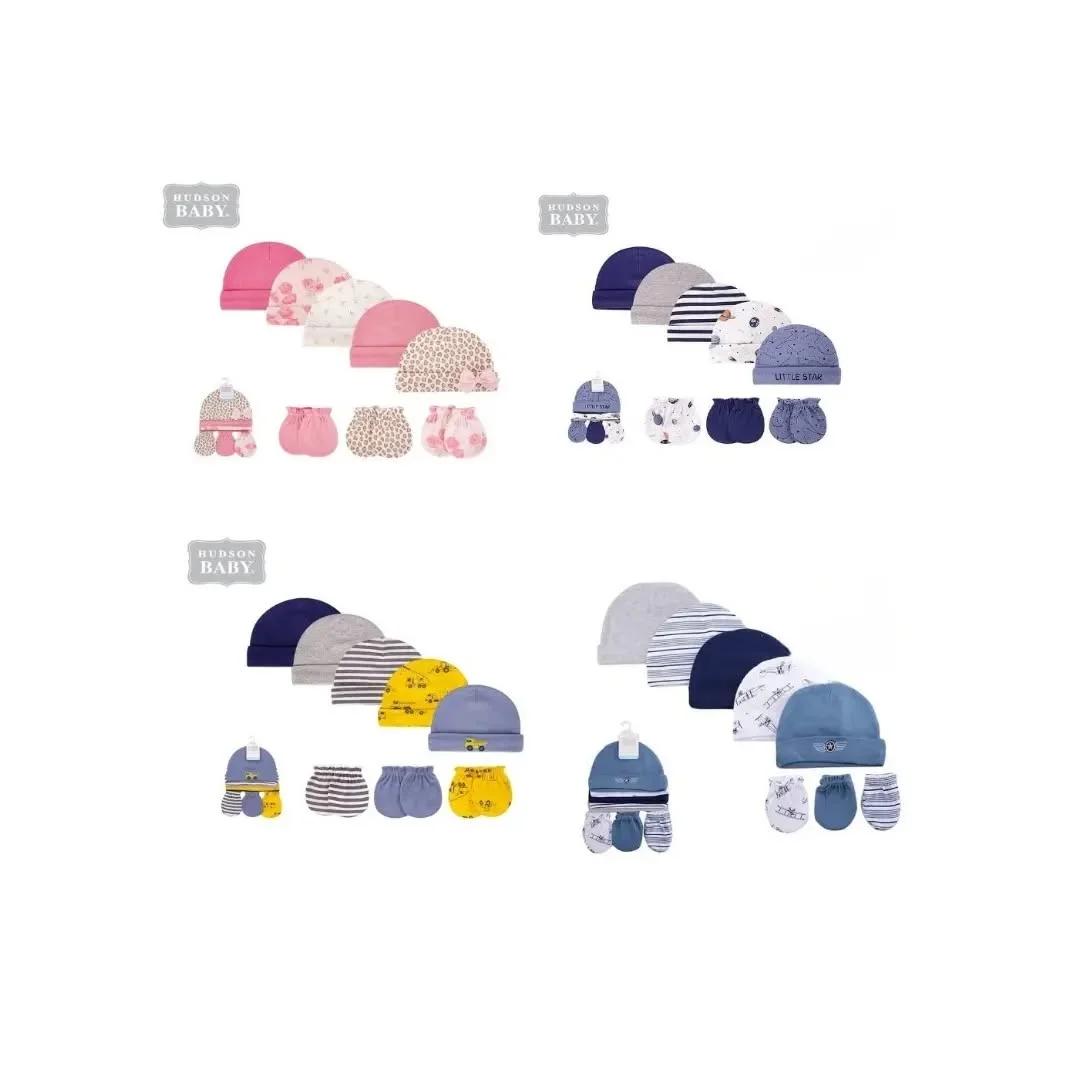 Baby 3 in 1 Caps and Mittens Set — Baby Clothing — Chikaro