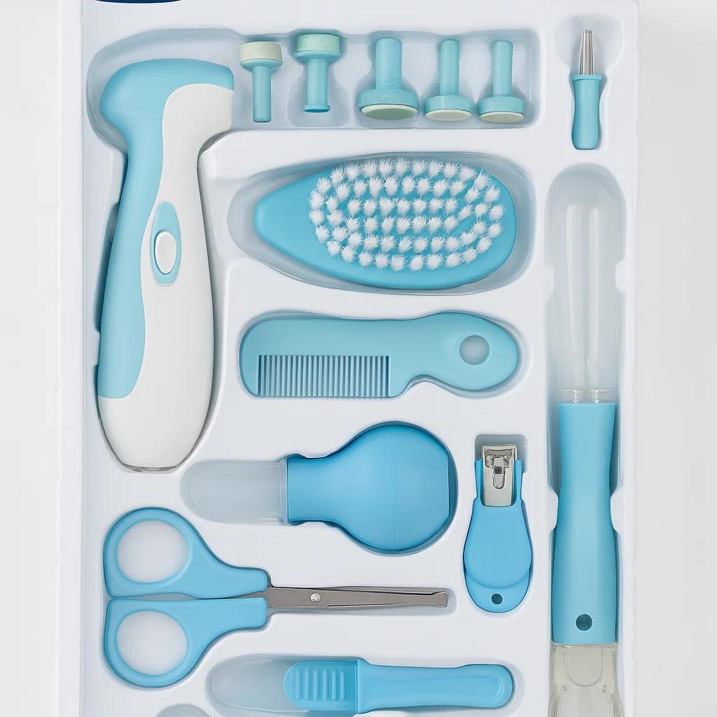 Chicco complete manicure set with carry purse — Bath — Chikaro