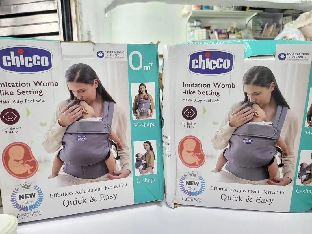Chicco Baby Carrier – Adjustable, Foldable Neck Pad, Padded Comfort — image 1